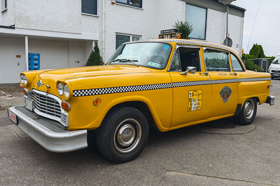 Checker Taxi A11